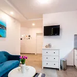 Deluxe Angelis Daire Gradac (Split-Dalmatia)