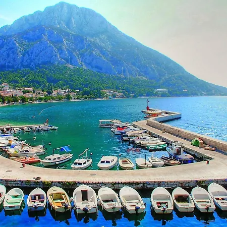 Deluxe Angelis * Gradac (Split-Dalmatia)
